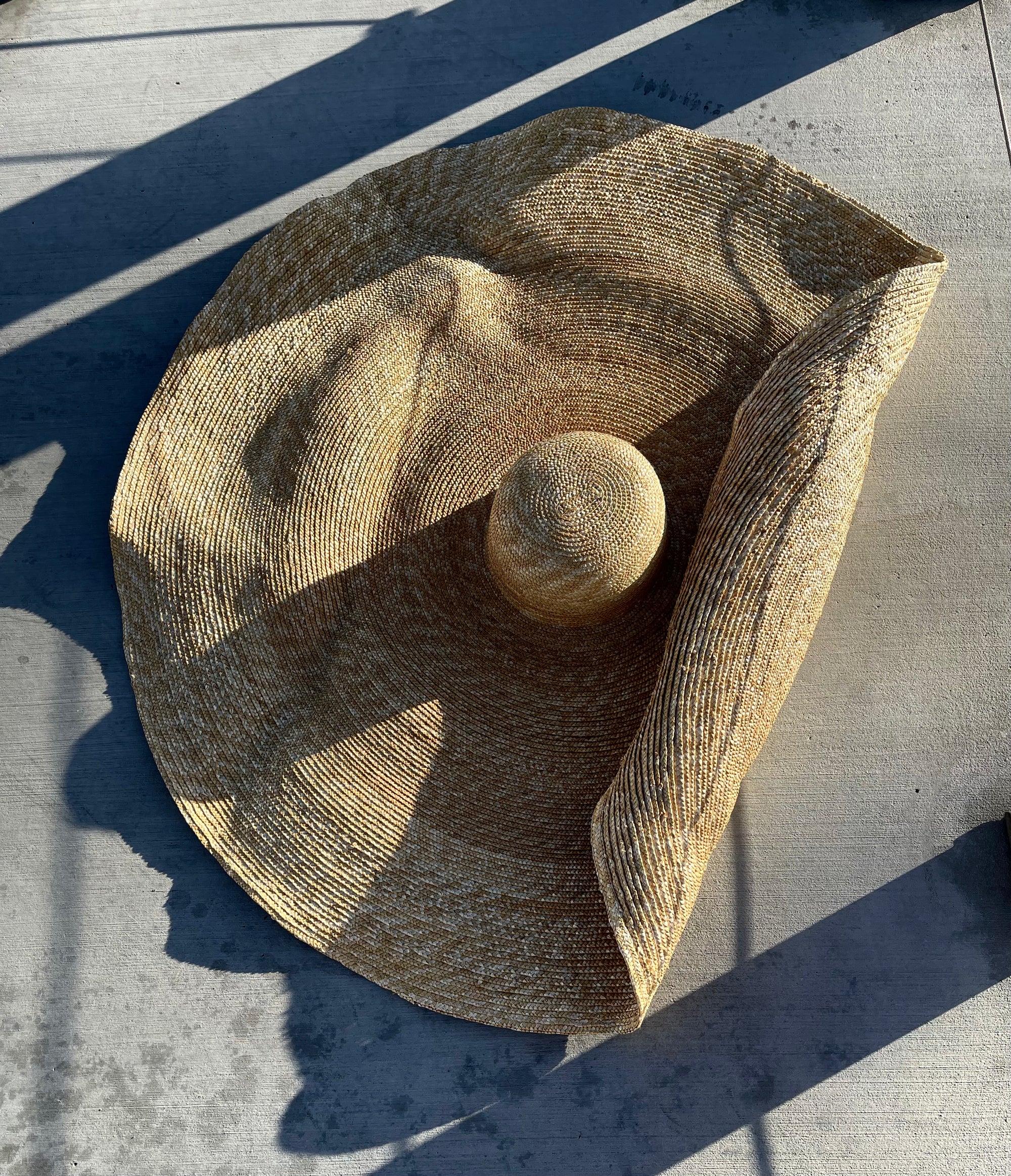 Tiffany Signature Wide Heat Resort Hat