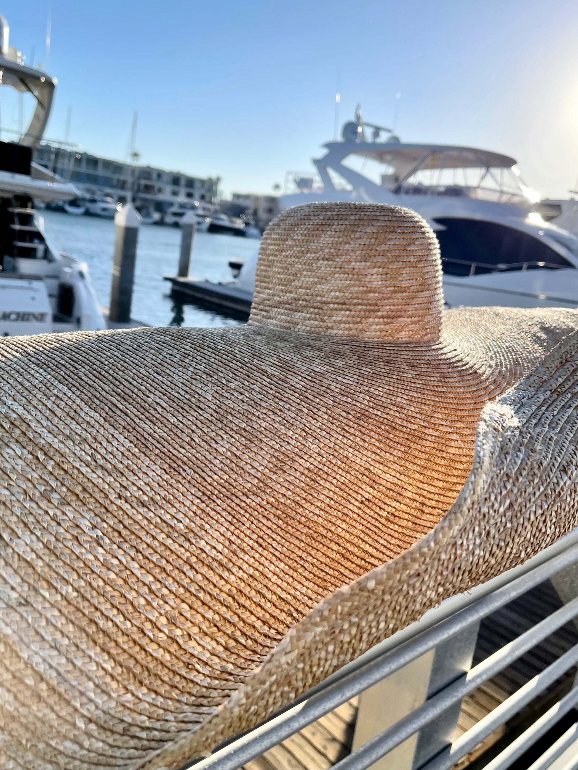 Tiffany Signature Wide Heat Resort Hat